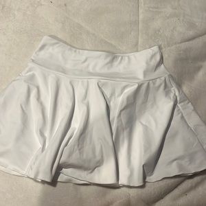 BRAND NEW HALARA everyday cloudful air 2 in 1 tennis skirt- MARVELOUS